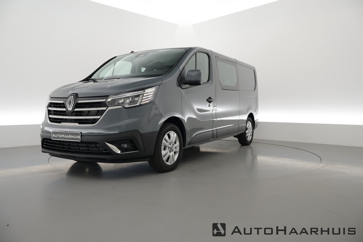 Renault Trafic - 2.0 Dci 170pk Automaat L2H1 Extra Dubb.Cab. | 6p. | Camera | Navi | Cruise | Stoelverw. - AutoWereld.nl