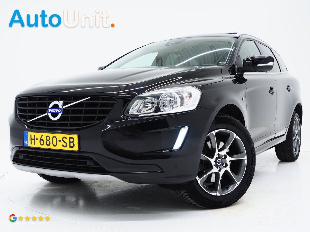 Volvo XC60 - 2.0 D4 FWD Ocean Race | Panoramadak | Leder | Cruise | PDC | LED - AutoWereld.nl