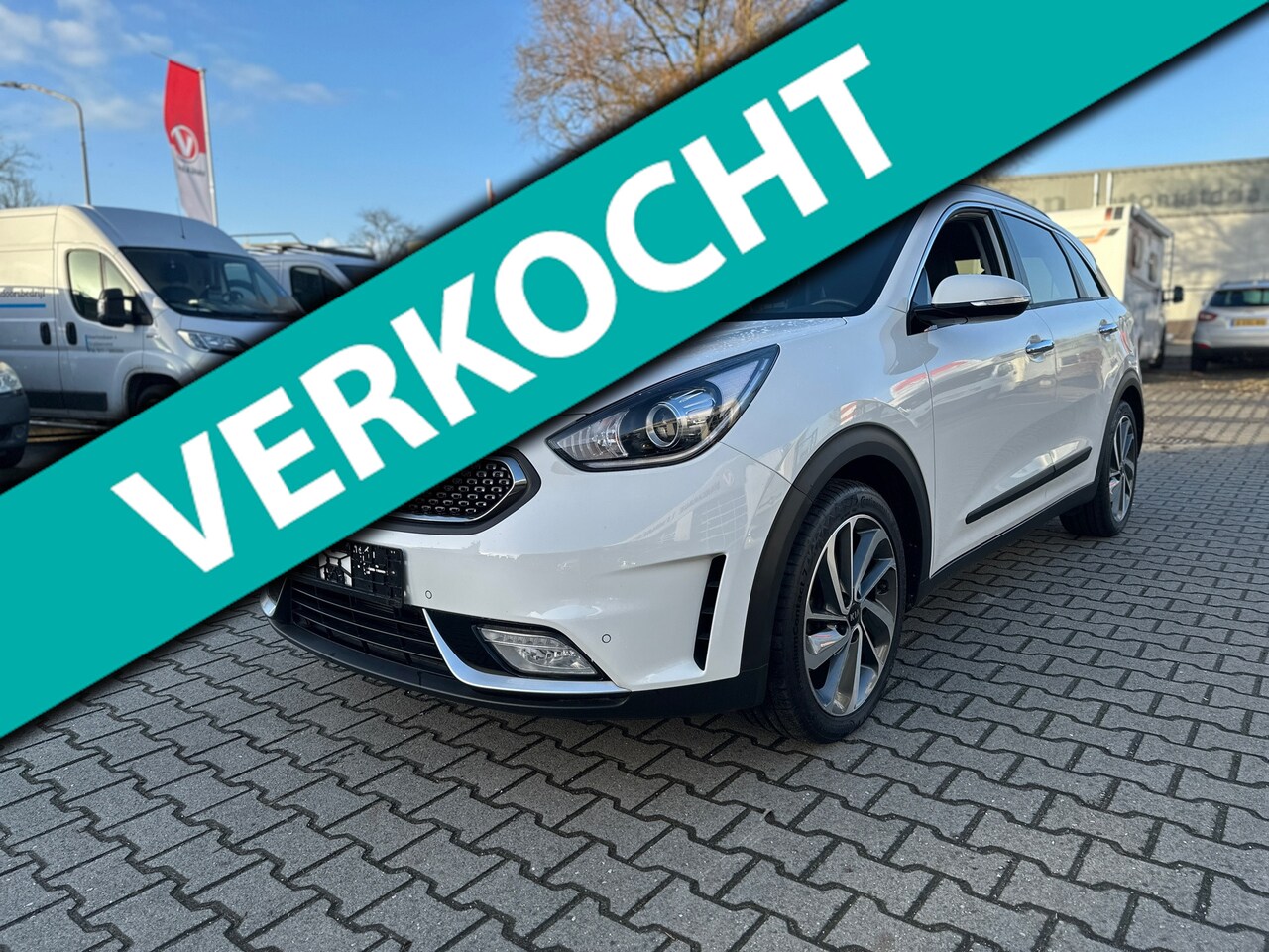 Kia Niro - 1.6 GDi Hybrid ExecutiveLine Trekhaak (BOVAG/RIJKLAARPRIJS) - AutoWereld.nl