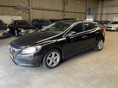 Volvo V40 - 2.0 D4 Summum Business