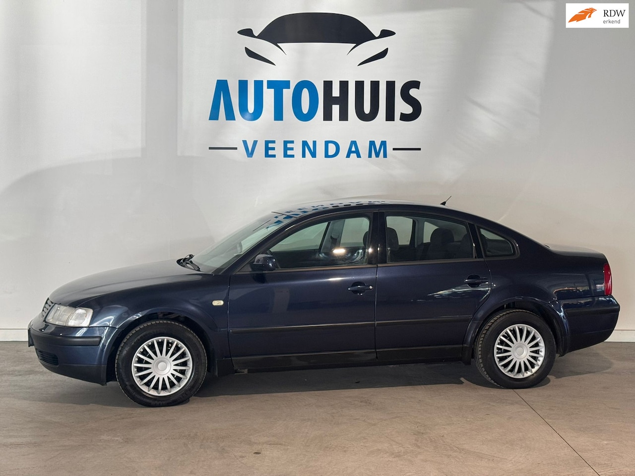 Volkswagen Passat - 1.6 1.6 - AutoWereld.nl