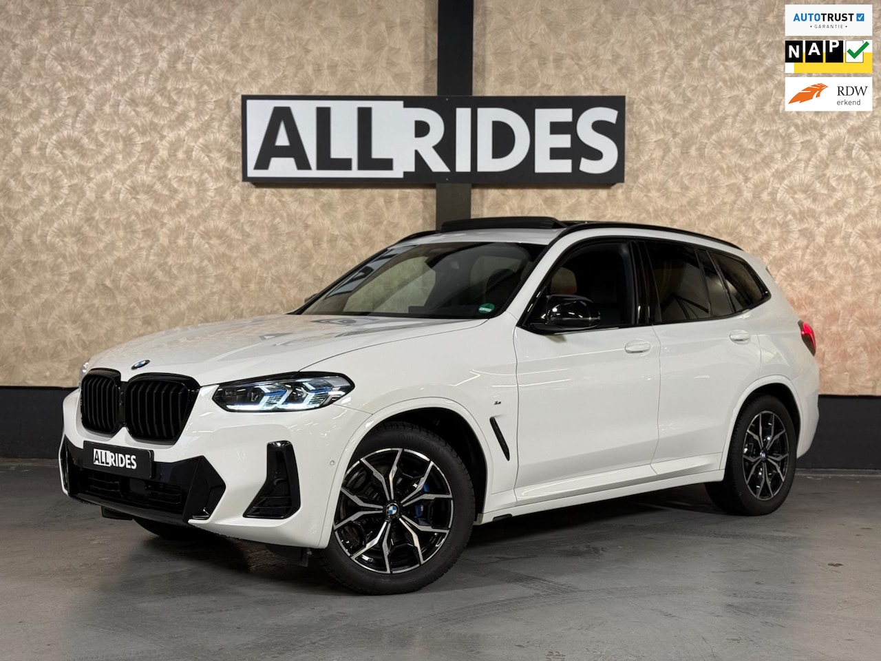 BMW X3 - M40i xDrive High Executive | pano | 360 camera | keyless | HUD | ACC - AutoWereld.nl