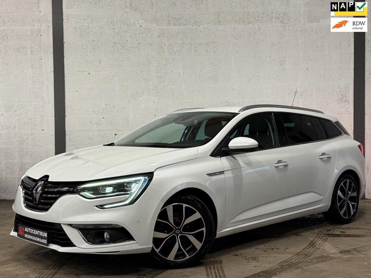 Renault Mégane Estate - 1.3 TCe Bose AUT 160PK GR-Navi|Carplay|LED|Cruise|Trekhaak|Dealer Onderhouden !! - AutoWereld.nl