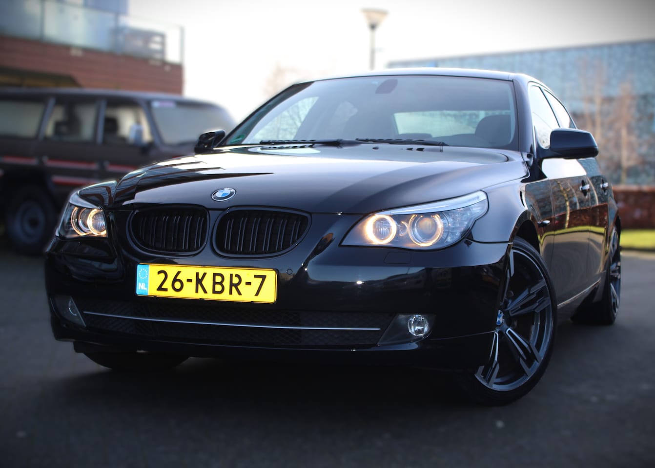 BMW 5-serie - 530i Business Line Edition II *NAP*/*TREKHAAK*/*XENON* - AutoWereld.nl