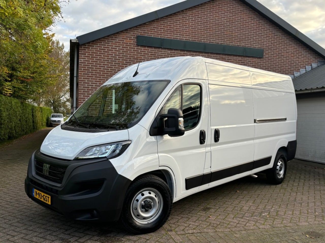 Fiat Ducato - 2.2 MultiJet 140 SenS L3H2 3.5t Techno, Cam, Trekh. - AutoWereld.nl