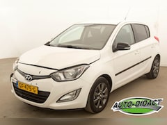 Hyundai i20 - I-20 1.2i Go 83.486 km