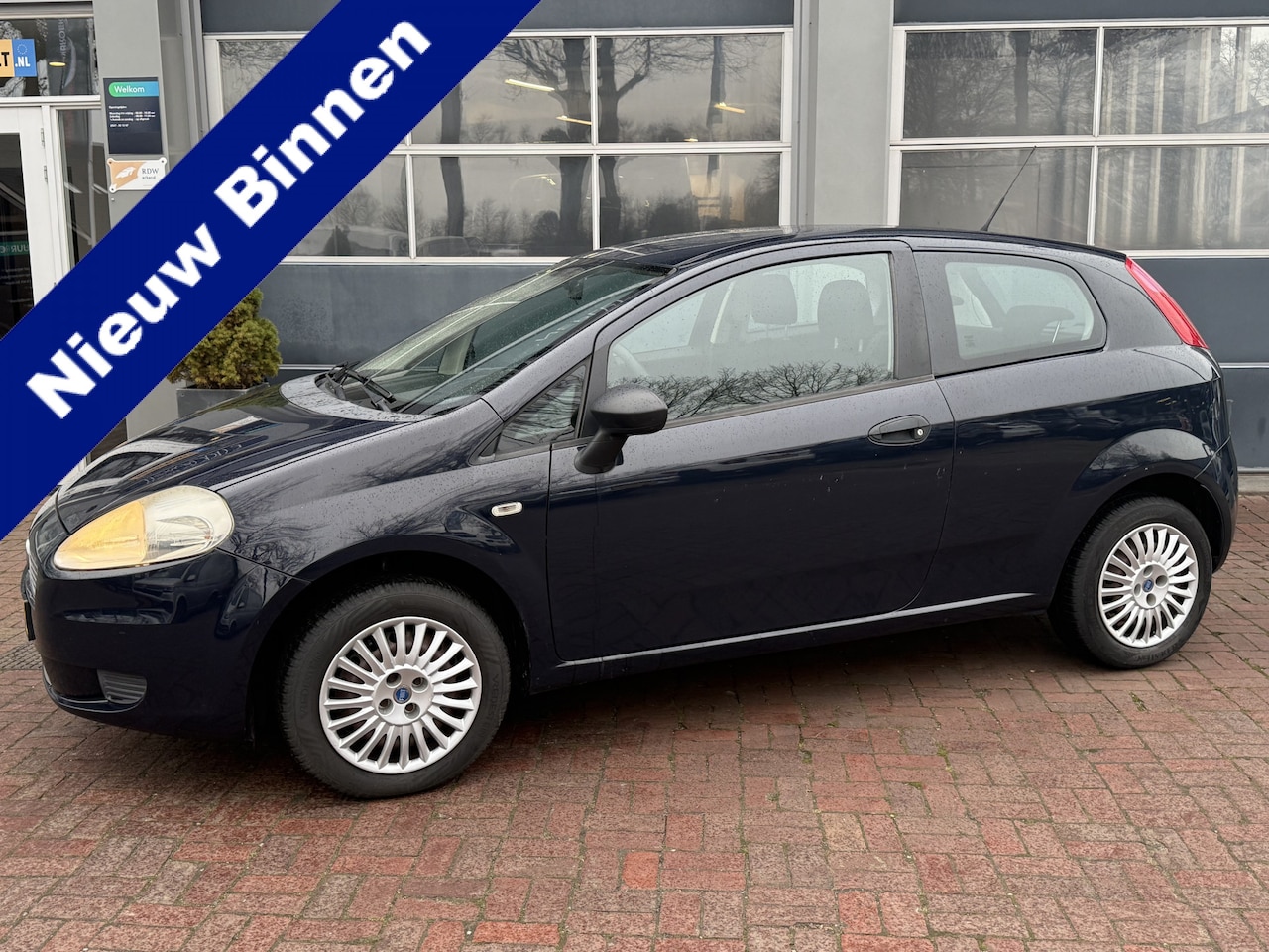 Fiat Grande Punto - 1.2 Actual Bj 2009 Km 154.000 66pk Goed onderhouden - AutoWereld.nl