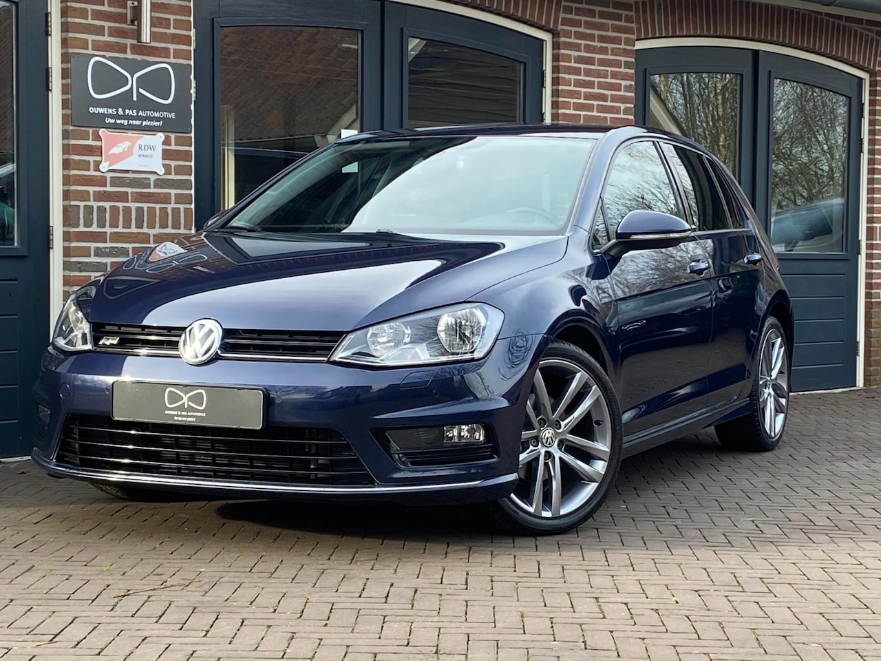 Volkswagen Golf - 1.4 TSI BMT Allstar | 150PK | R-LINE | NAVI | CARPLAY | CRUISE | - AutoWereld.nl