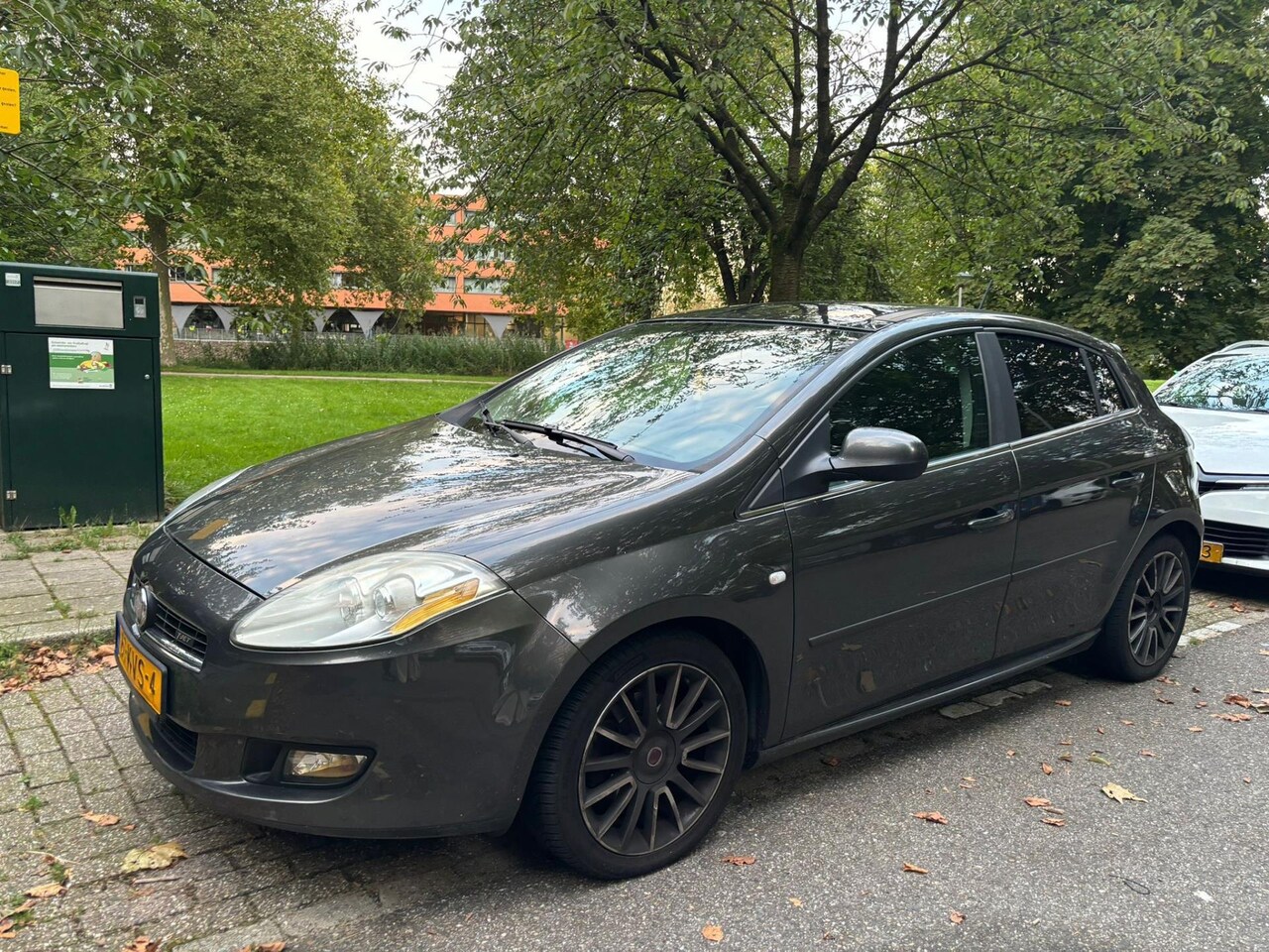 Fiat Bravo - 1.4 T-Jet/AUTOMAAT/PANO/ - AutoWereld.nl