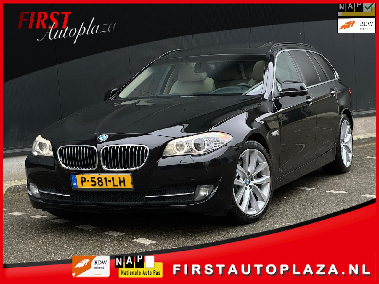 BMW 5-serie Touring - 523i High Executive AUTOMAAT PANO/MEMORY/NAVI/LEDER | KEURIGE AUTO ! - AutoWereld.nl