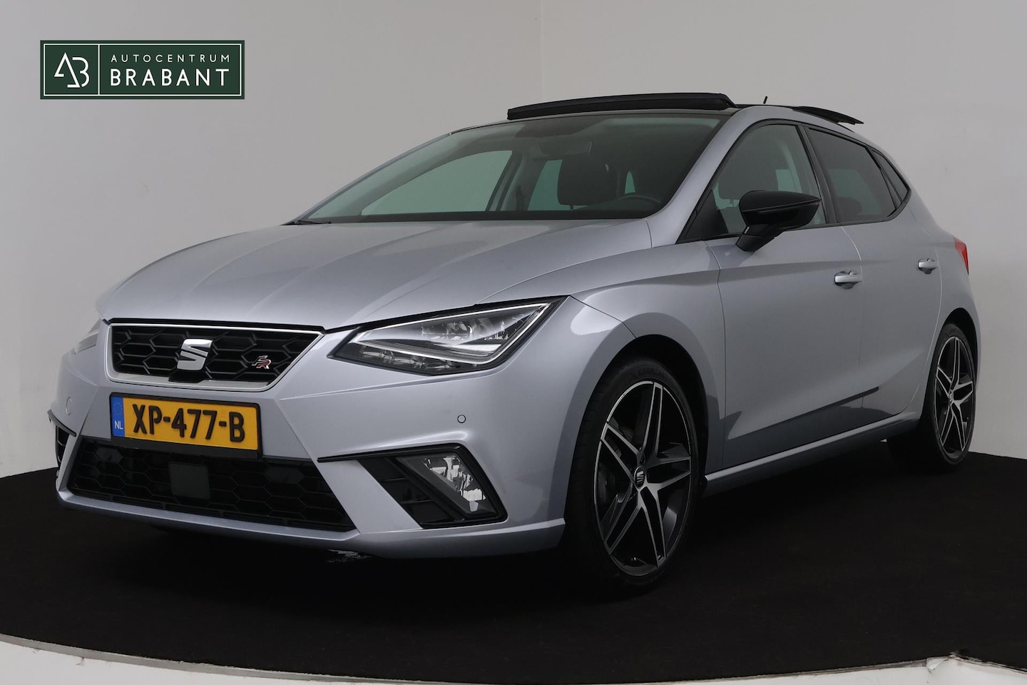 Seat Ibiza - 1.0 TSI FR Business Intense (PANORAMADAK, ADAPTIVE, LED, STOELV, CAMERA, PDC, VIRTUAL, NL- - AutoWereld.nl