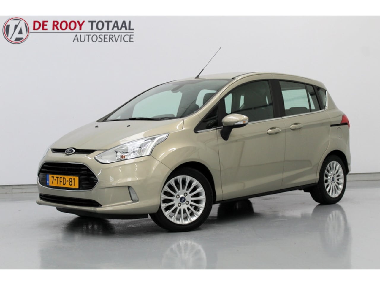 Ford B-Max - 1.0 EcoBoost Titanium 1.0 EcoBoost Titanium 101PK, CRUISE CONTROLE | NAVIGATIE | TREKHAAK | CLIMATE CONTROLE - AutoWereld.nl