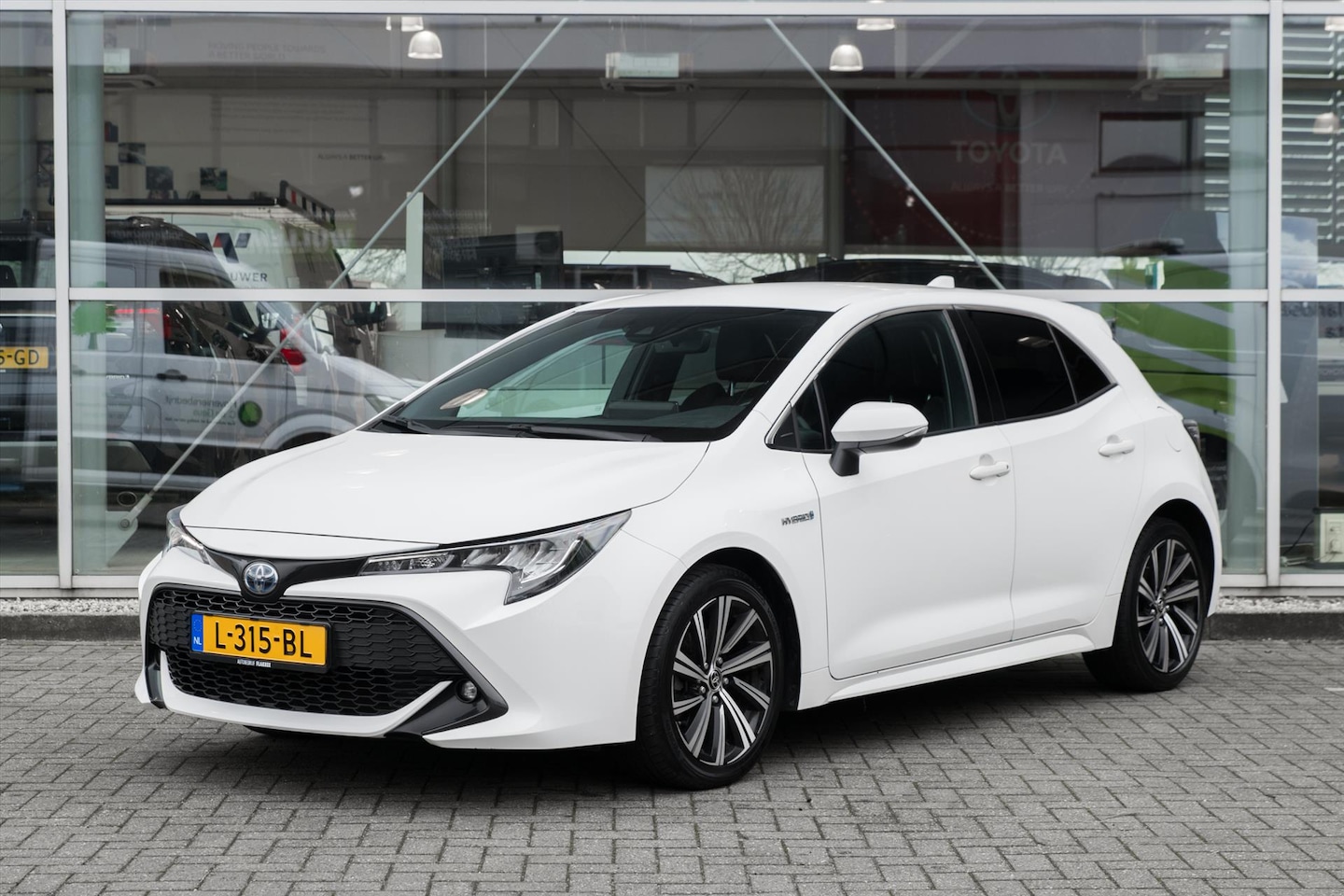 Toyota Corolla - Dynamic 1.8 Hybrid 122pk CVT - AutoWereld.nl