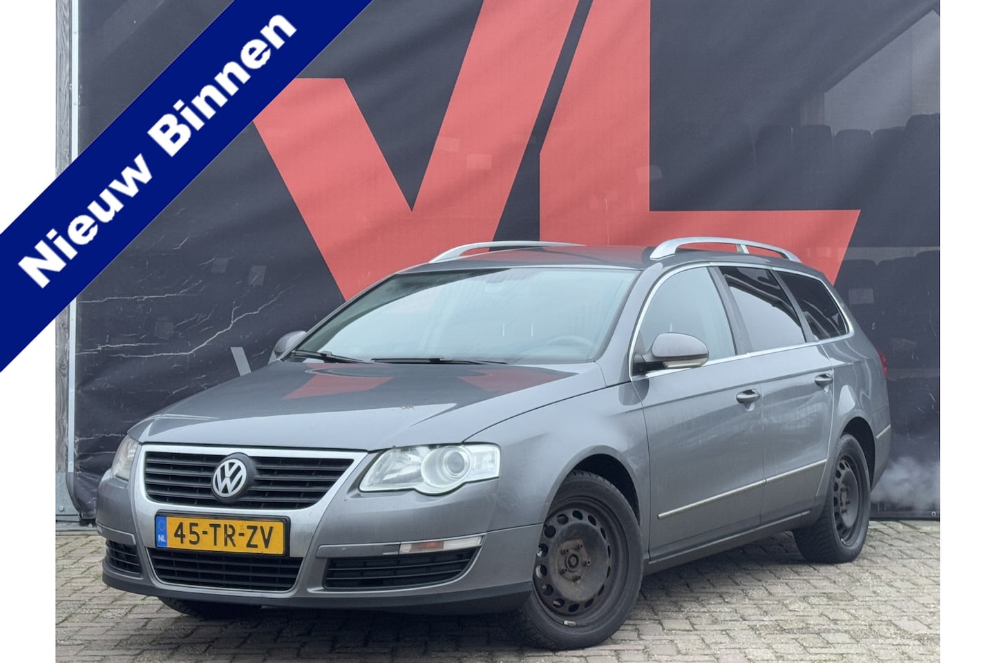 Volkswagen Passat Variant - 1.9 TDI Comfortline | Nieuw Binnen! | Cruise | Automatische Airco | Trekhaak - AutoWereld.nl