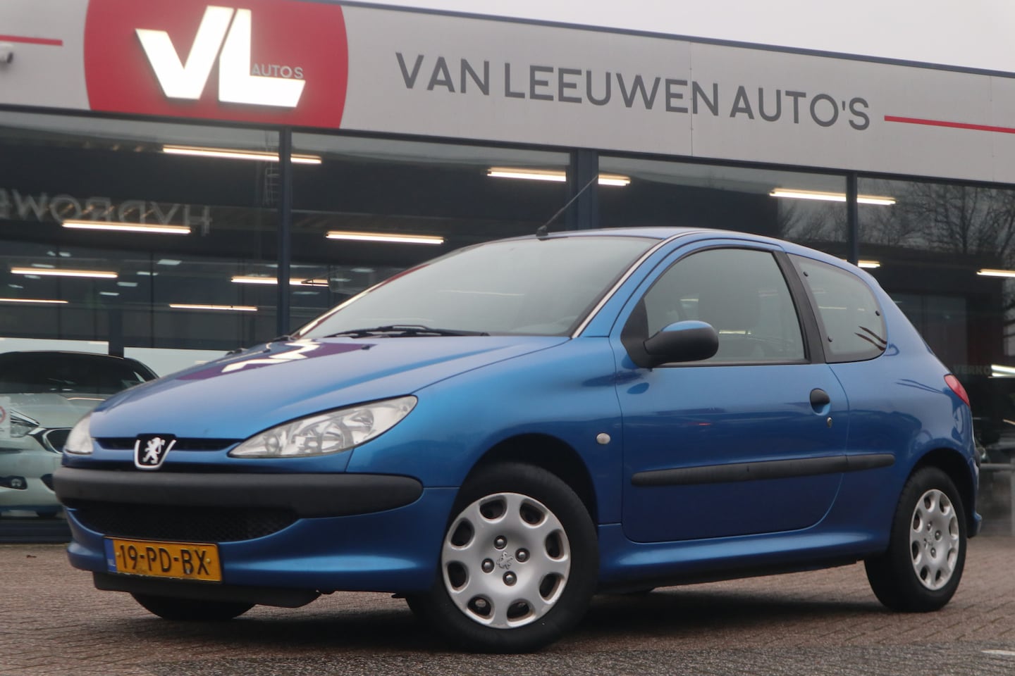 Peugeot 206 - 1.4 Pop' Art | Nieuw Binnen! | APK 05-05-2025 | Zuinig Rijden - AutoWereld.nl