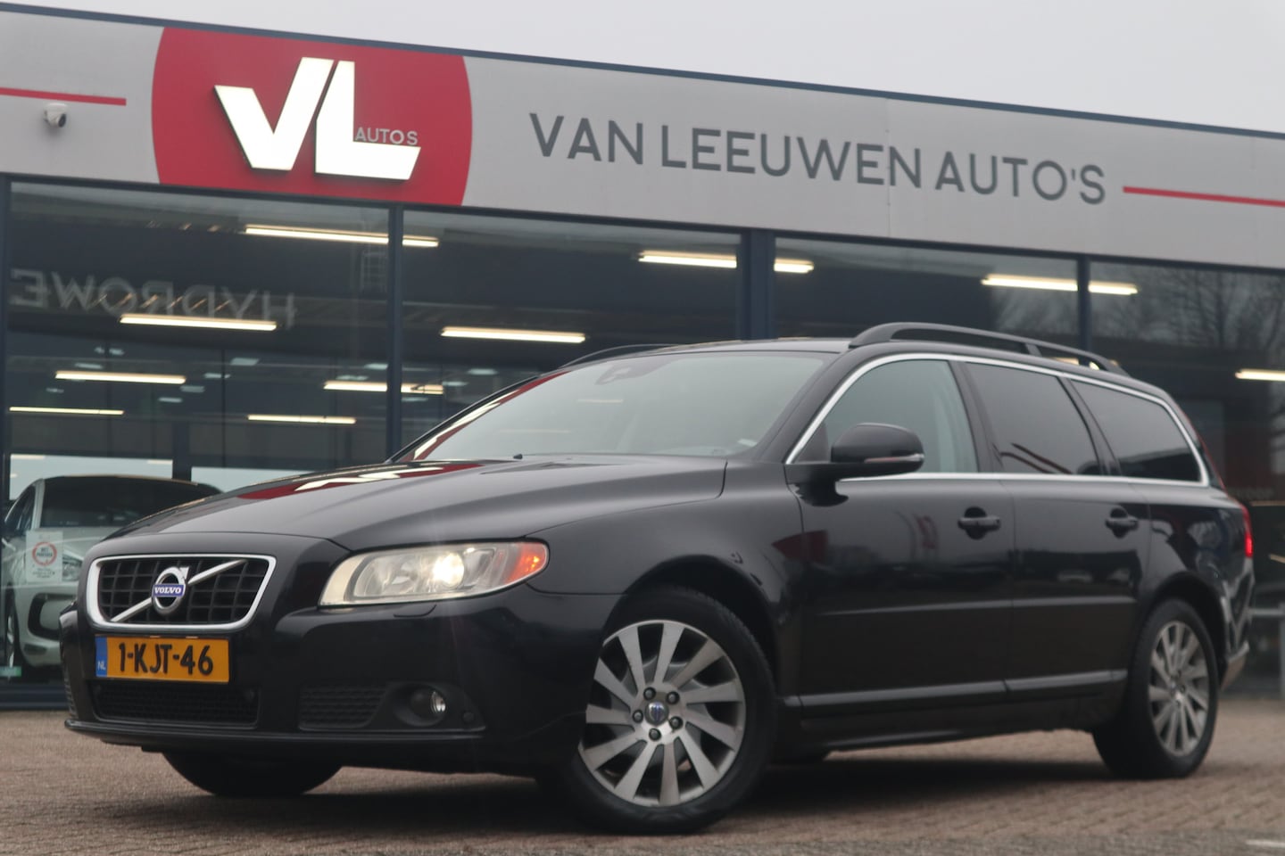 Volvo V70 - 2.0 D4 Nordic | Automaat | Stoelverwarming | Navi - AutoWereld.nl