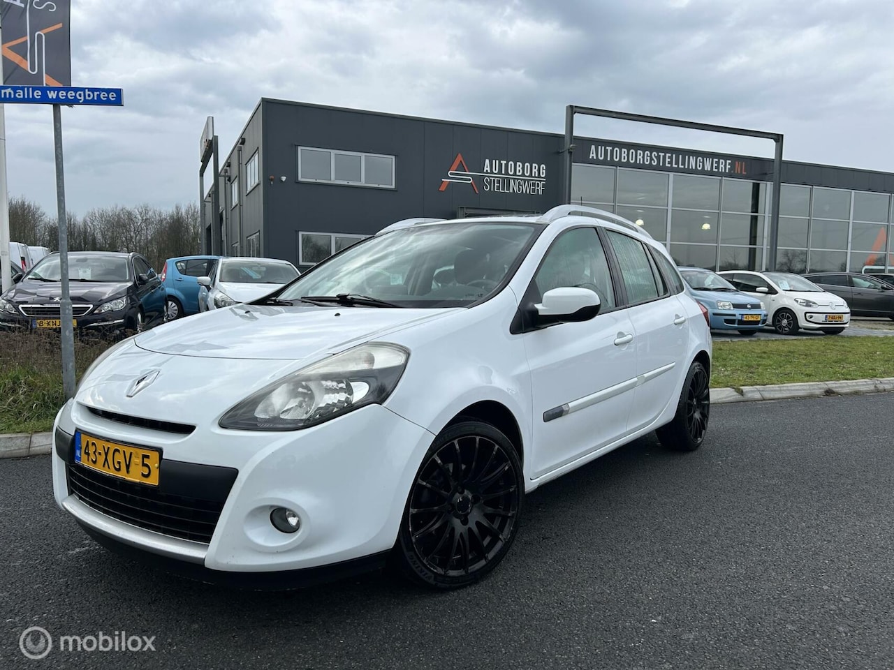 Renault Clio Estate - 1.5 dCi Night & Day [ NAP panorama navi LM ] - AutoWereld.nl