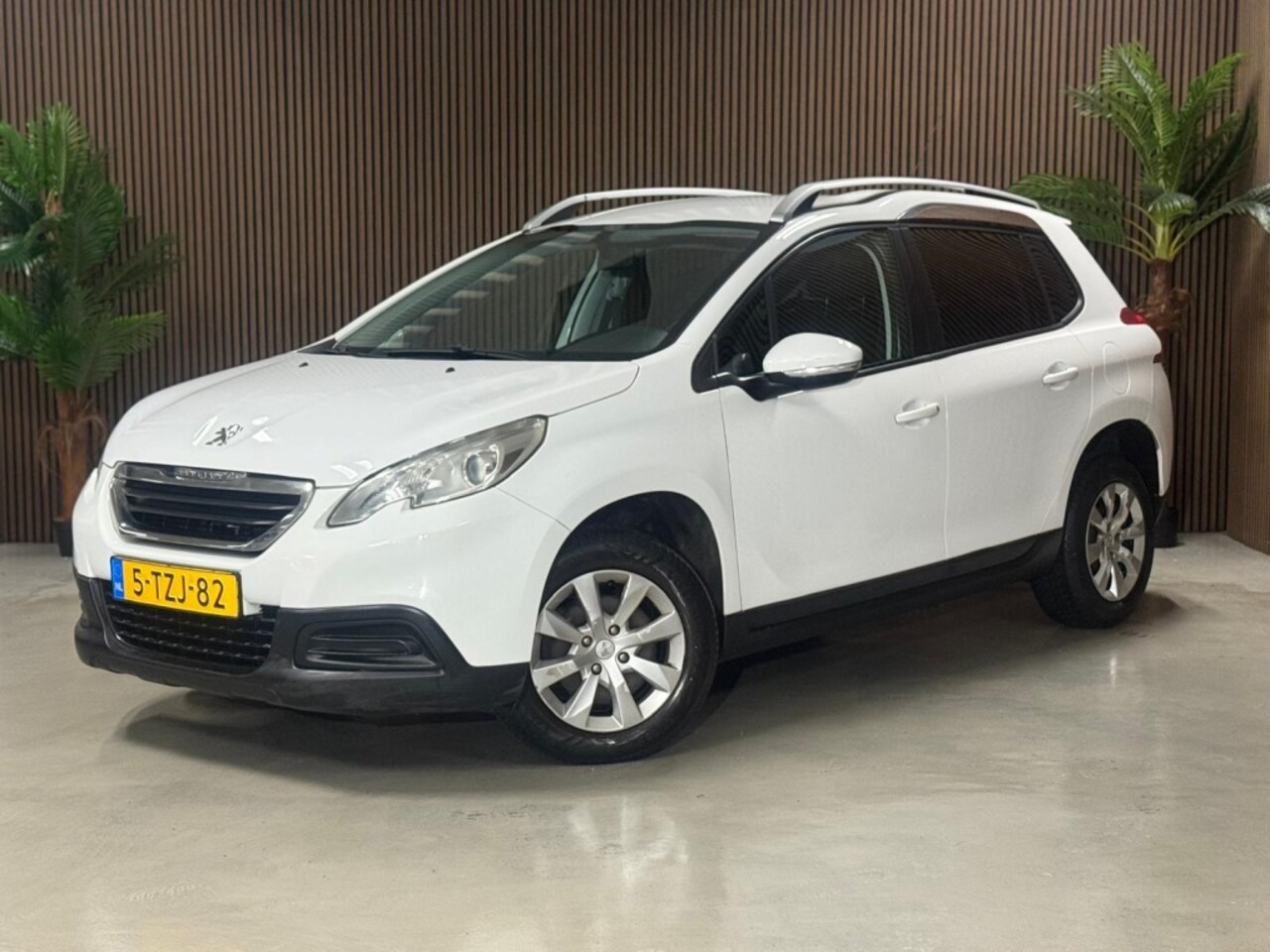 Peugeot 2008 - 1.2 VTi Active 1.2 VTi Active - AutoWereld.nl