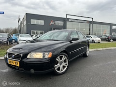 Volvo S60 - 2.4 D5 AUT. Edition [ NAP leder zeer netjes ]