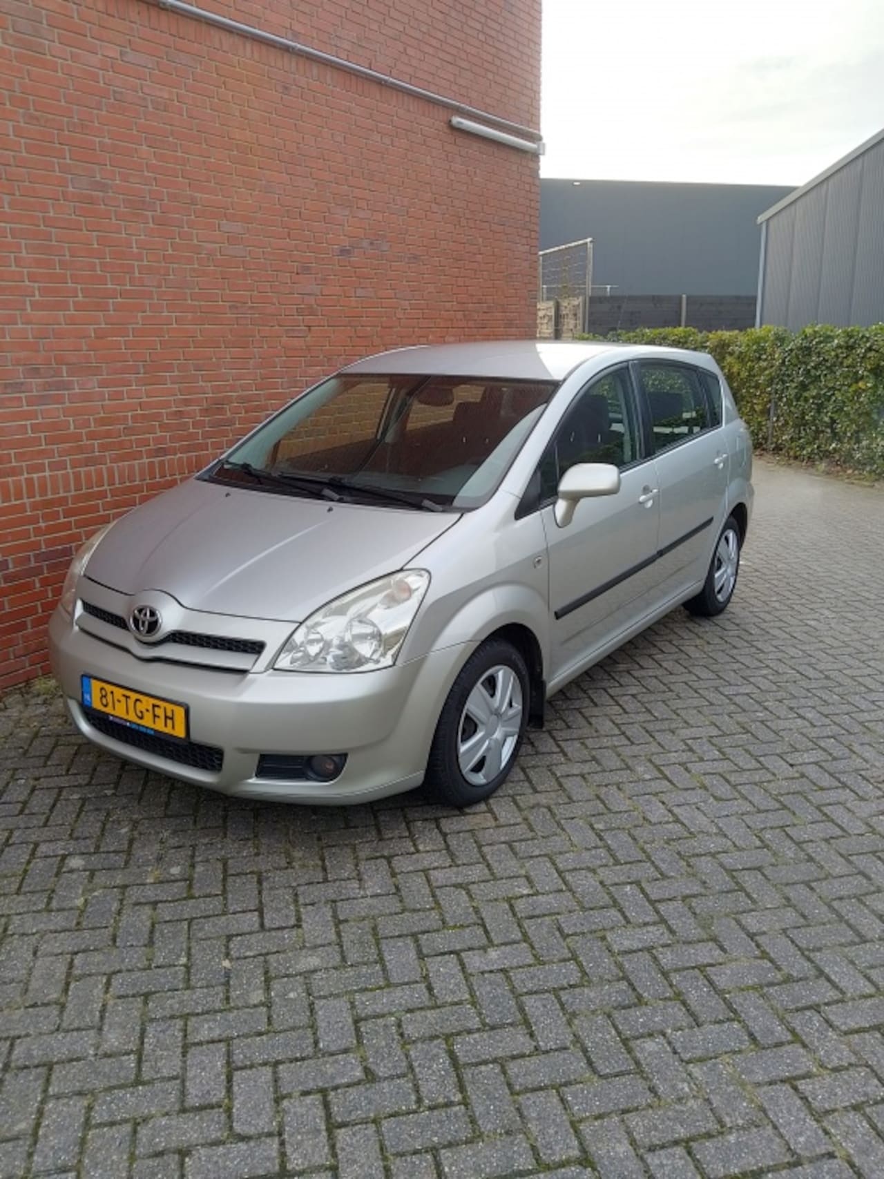 Toyota Verso - 1.6 VVT-i Sol 1.6 VVT-i Sol - AutoWereld.nl