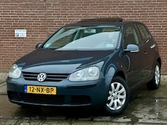 Volkswagen Golf - 1.6 FSI Comfortline