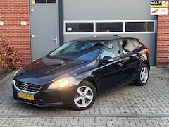 Volvo V40 - 2.0 D4 Momentum Business