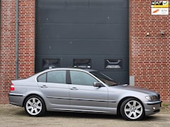 BMW 3-serie - 320i Special Executive Automaat|Pano|Leder|Stoelver|Navi|Pdc|Nap|Boekjes