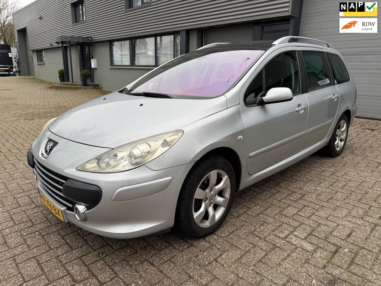 Peugeot 307 SW - 2.0-16V Premium 2.0-16V Premium - AutoWereld.nl