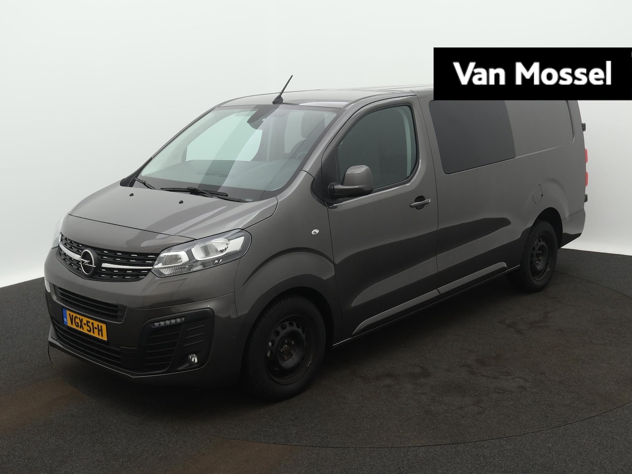 Opel Vivaro - 2.0 CDTI L3H1 DC Edition 2.0 CDTI L3H1 DC Edition - AutoWereld.nl