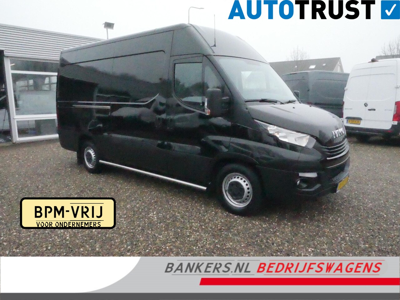 Iveco Daily - 35S16V 2.3 160PK, L3H3, Airco, Trekhaak 3.500KG - AutoWereld.nl