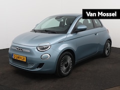 Fiat 500 - ICON 42 kWh | Navigatie | Parkeersensoren voor + achter | Stoelverwarming | Camera | Apple