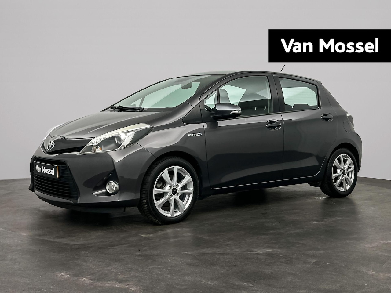 Toyota Yaris - 1.5 Full Hybrid Aspiration | Camera | Climate Control | Lichtmetalen Velgen | - AutoWereld.nl