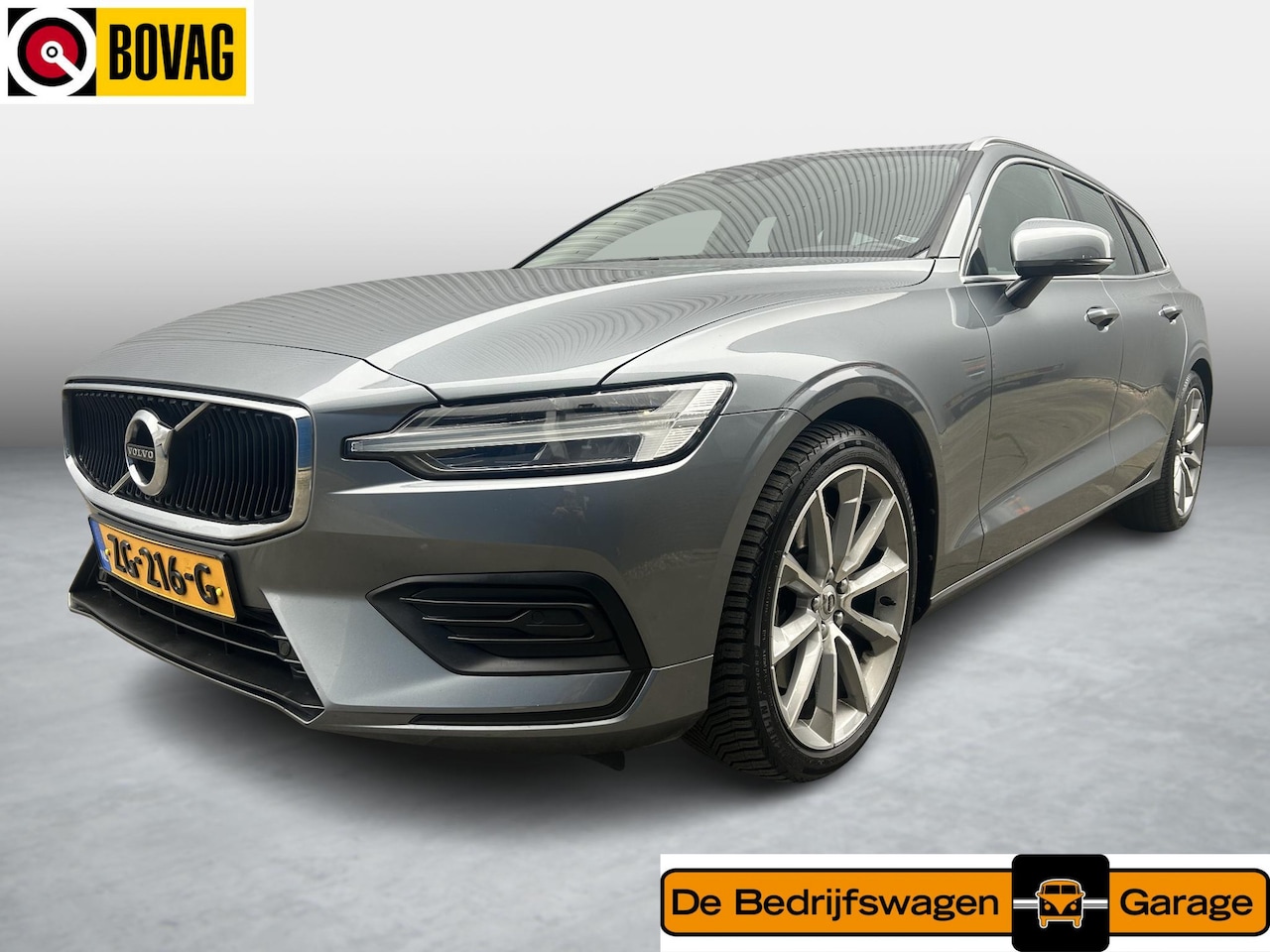 Volvo V60 - 2.0 T5 Momentum | trekhaak|  verwarmbare stoelen voor+achter | leder | climate control| - AutoWereld.nl