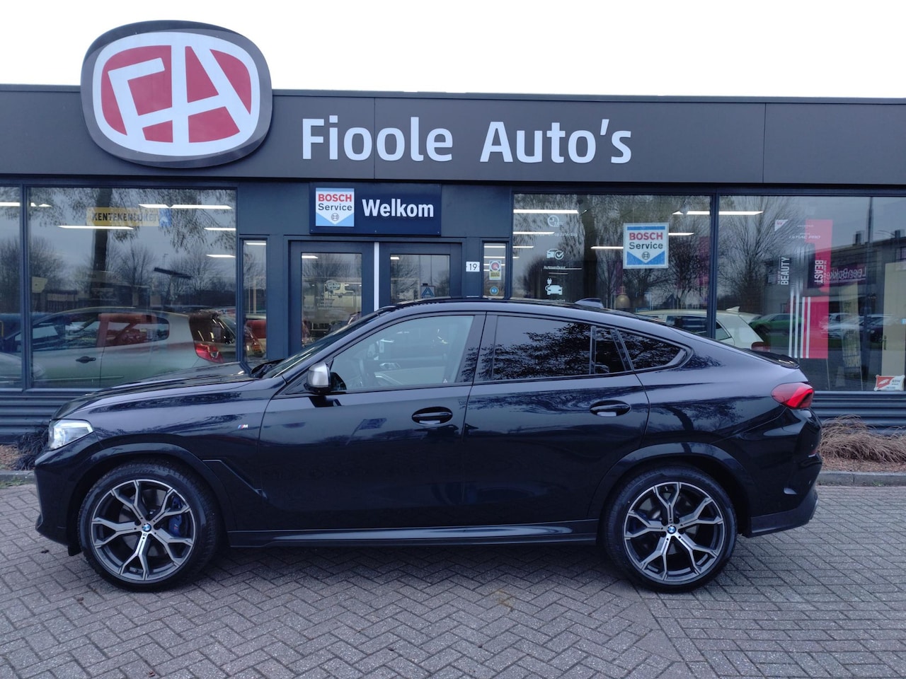 BMW X6 - M50i High Executive Bowers & Wilkins, 360 camera, glazen dak, M-pakket - AutoWereld.nl