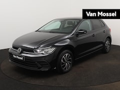 Volkswagen Polo - 1.0 TSI Life Edition 95 PK | Velgen 15'' | Parkeersensoren | Achteruitrijcamera | LED Verl