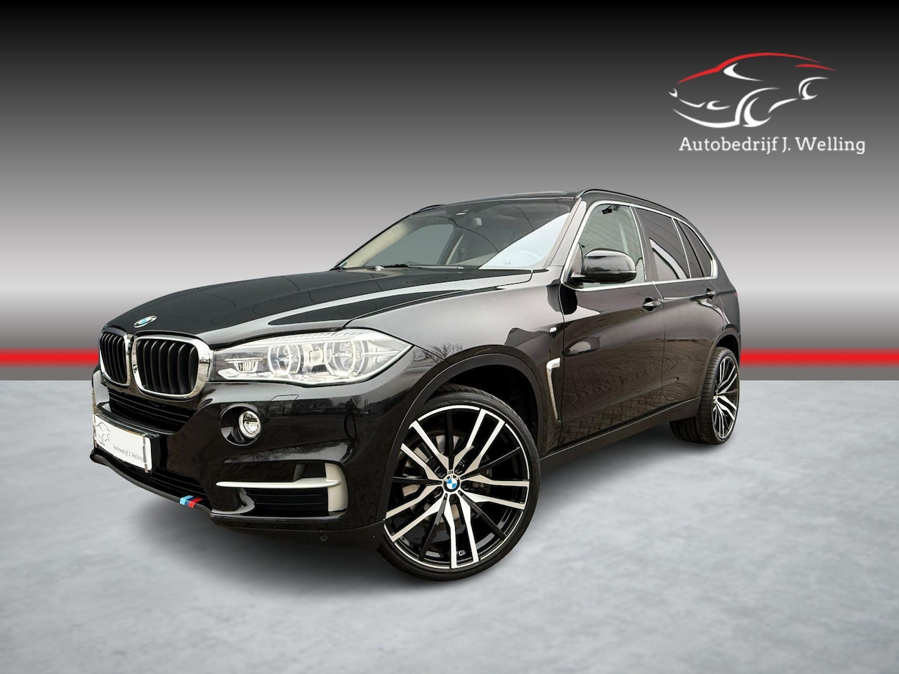 BMW X5 - xDrive35i High Executive pano / tr. hk / 22 inch - AutoWereld.nl