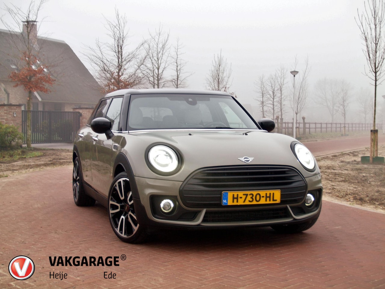 MINI Clubman - Mini 1.5 Cooper | Led - Xenon | Works Pakket | Leer | Stoelverwarming | - AutoWereld.nl