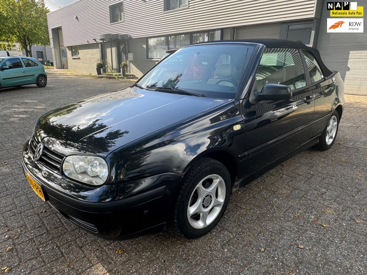 Volkswagen Golf Cabriolet - 1.8 Trendline 1.8 Trendline - AutoWereld.nl