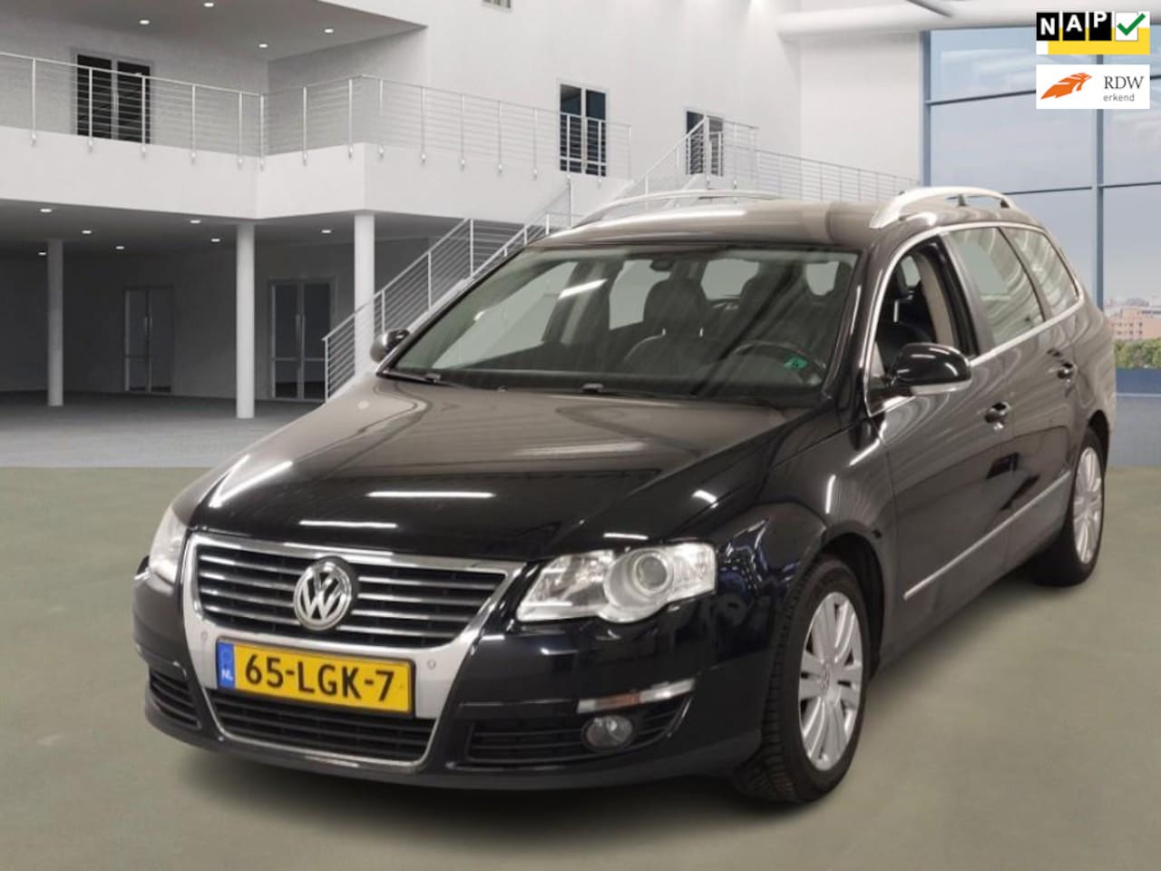 Volkswagen Passat Variant - 1.4 TSI Highline BlueMotion // NL prijs 4200 - AutoWereld.nl