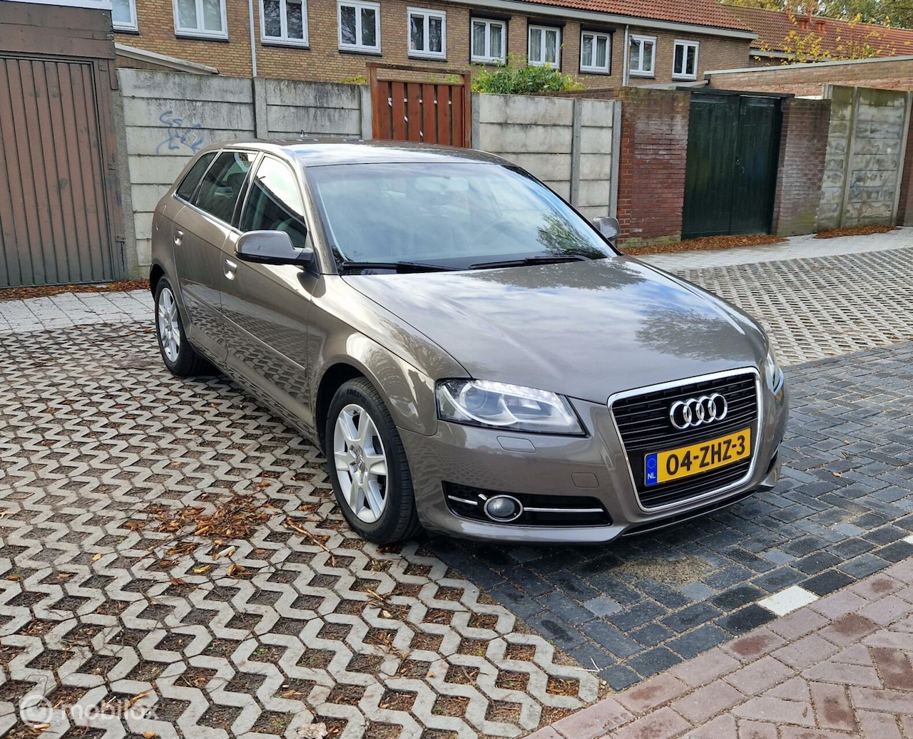 Audi A3 Sportback - 1.2 TFSI Attraction Advance 1.2 TFSI Attraction Advance - AutoWereld.nl