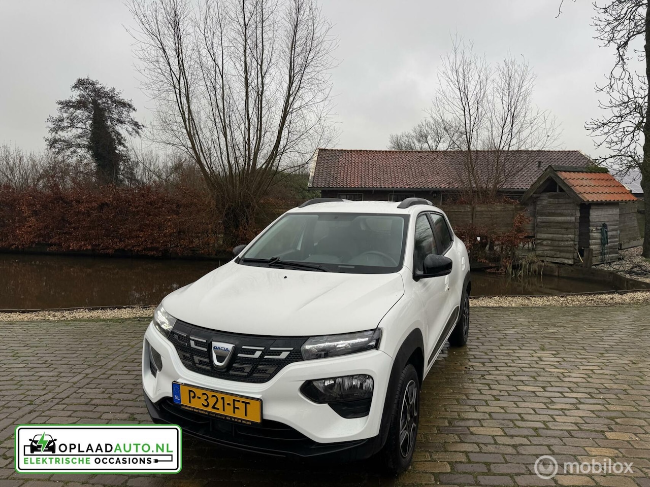 Dacia Spring - Comfort Plus (Orange Pack) 27 kWh | NL auto - AutoWereld.nl