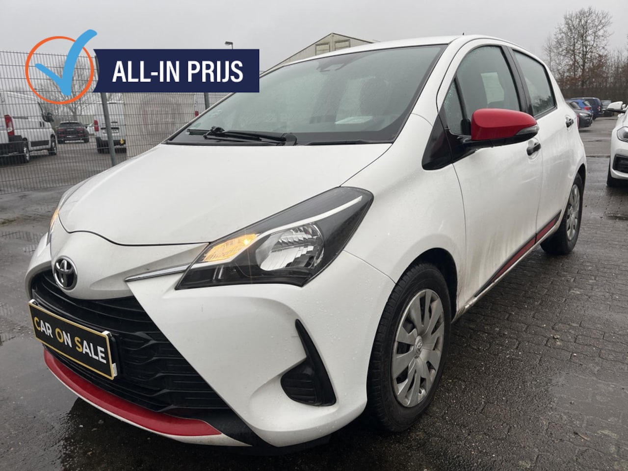 Toyota Yaris - 1.0 VVT-i Design Red ;6mnd garantie ; Apk Aug.2026 - AutoWereld.nl