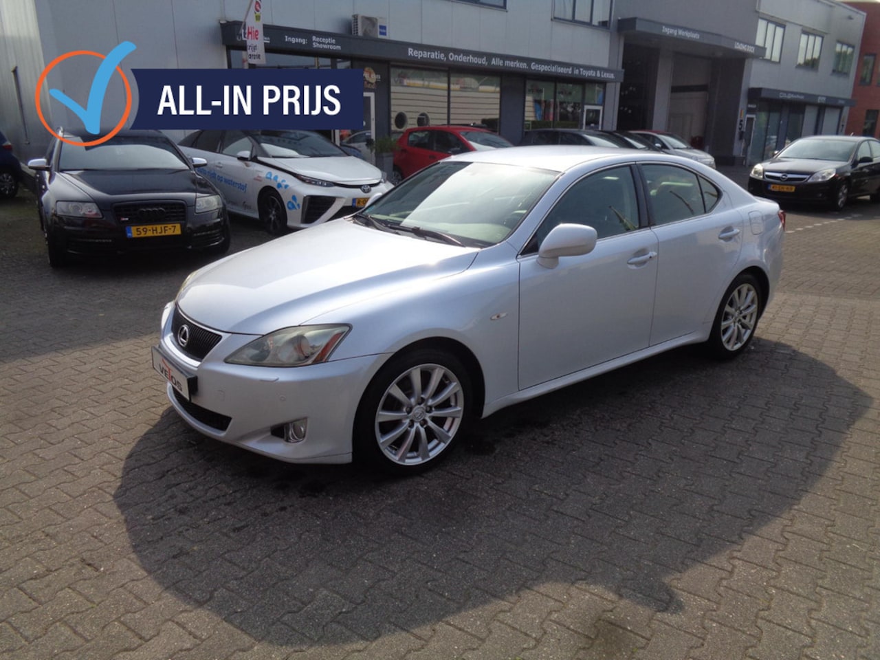 Lexus IS - 250 Business Luxury Line **Youngtimer** - AutoWereld.nl