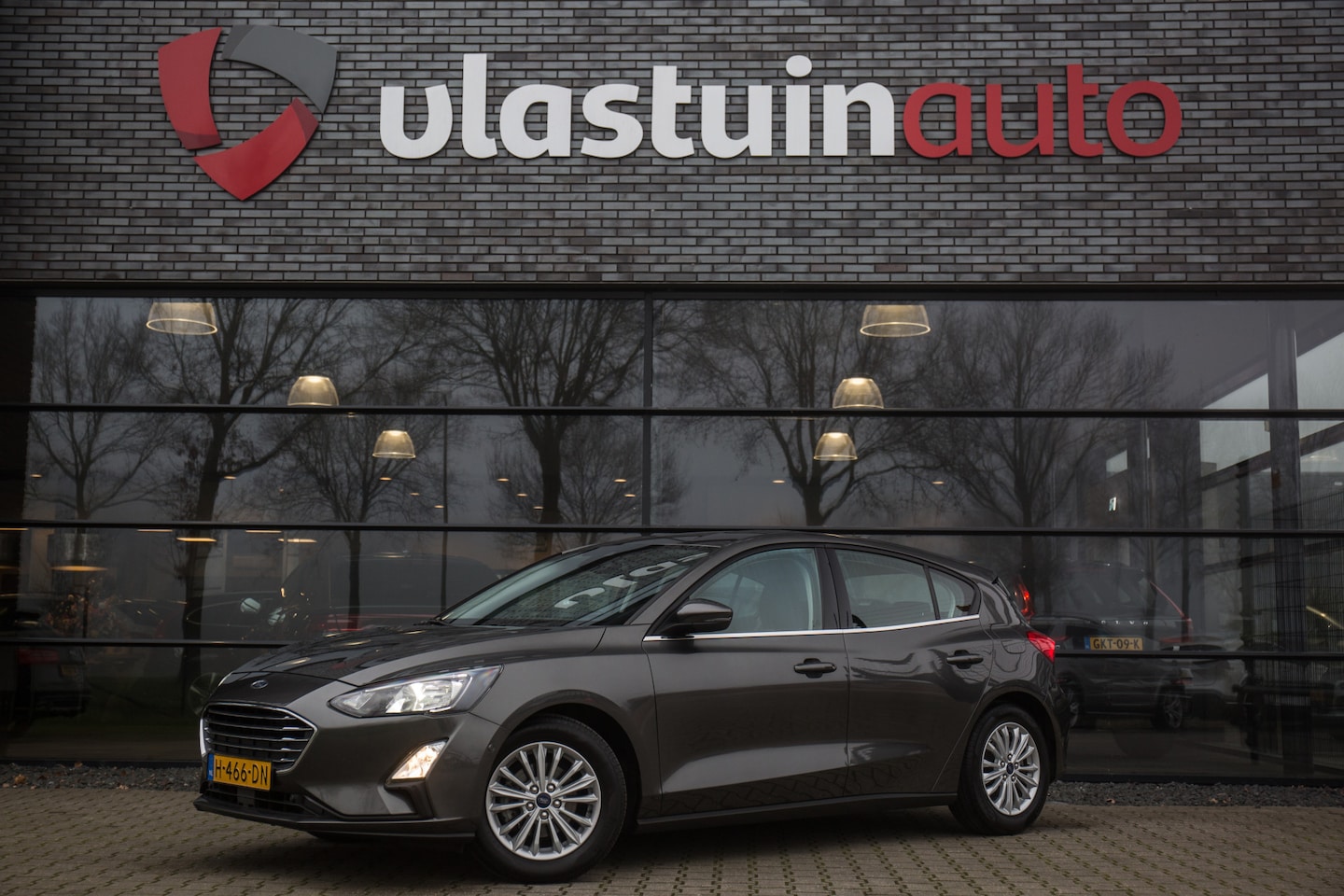 Ford Focus - 1.0 EcoBoost Titanium Business 1.0 EcoBoost Titanium Business , Adap. cruise, Achteruitrijcamera, - AutoWereld.nl