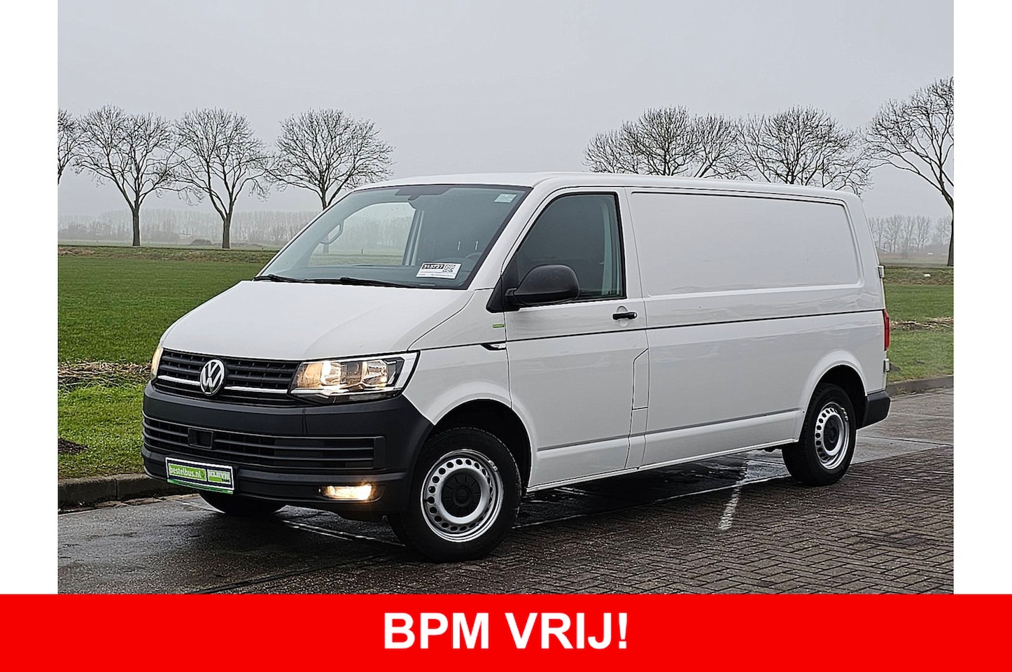 Volkswagen Transporter - 2.0 TDI L2H1 airco, navi, pdc - AutoWereld.nl