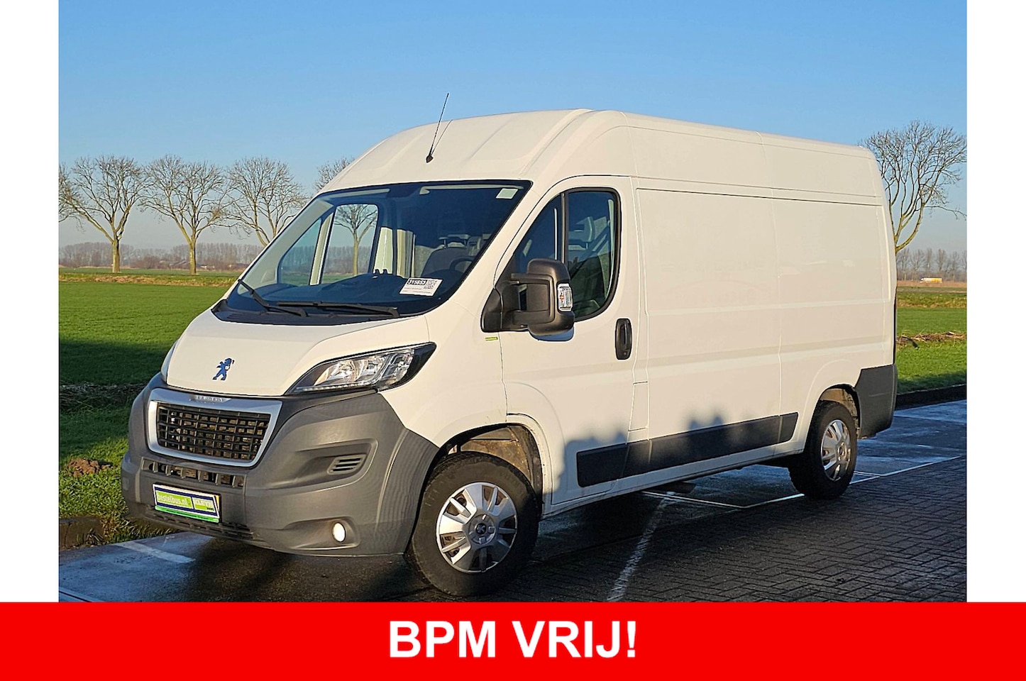 Peugeot Boxer - 330 2.0 BlueHDI L2H2 Premium Pack EURO6 NAVI CAMERA - AutoWereld.nl