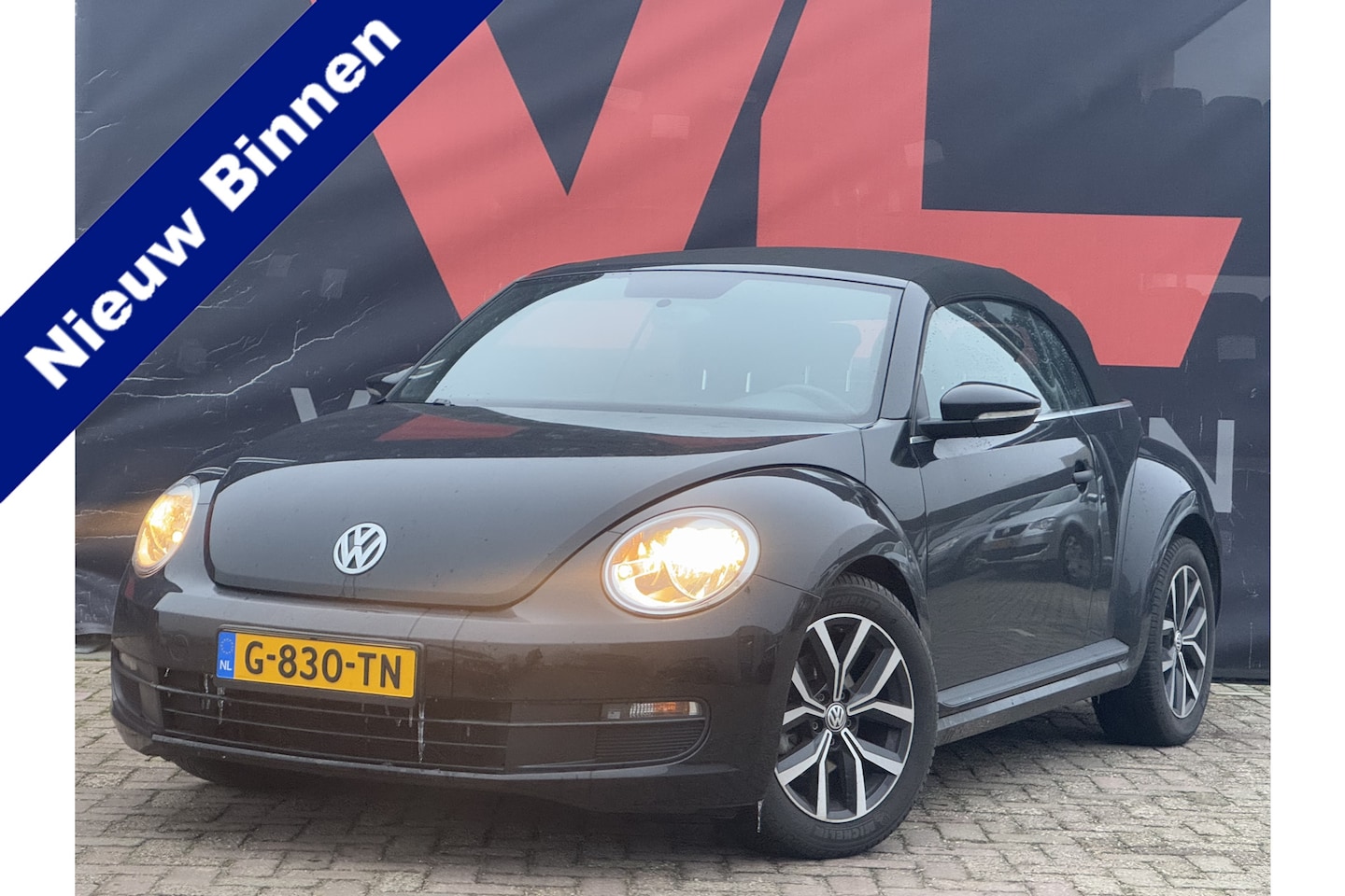 Volkswagen Beetle Cabriolet - 1.2 TSI Design BlueMotion | Nieuw Binnen! | 2 Sleutels + Boekjes | Lage KM | - AutoWereld.nl