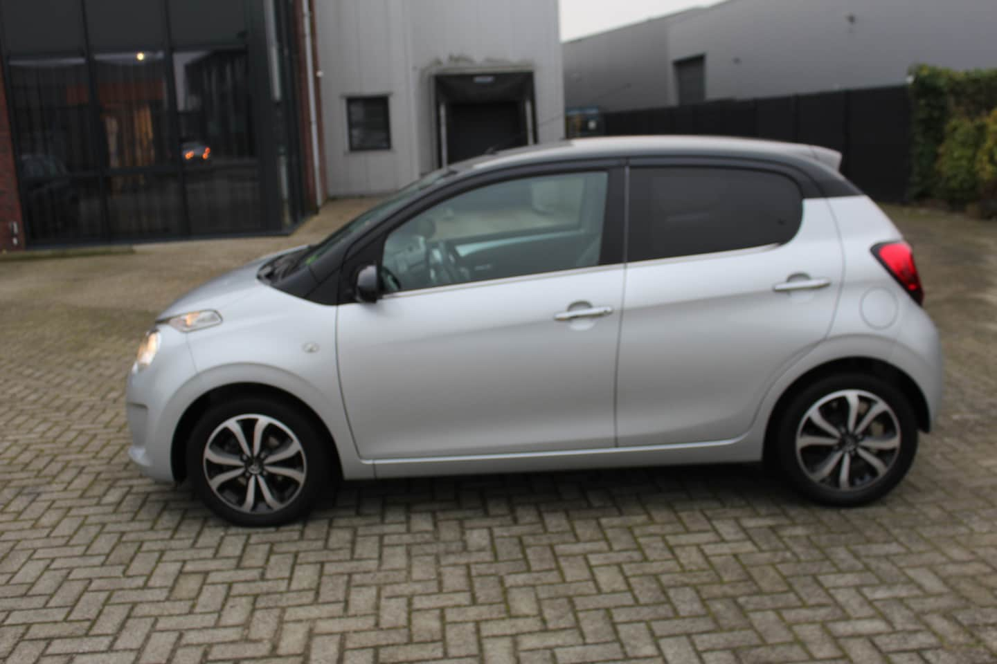 Citroën C1 - 1.2 PureTech Shine Clima-Camera - AutoWereld.nl