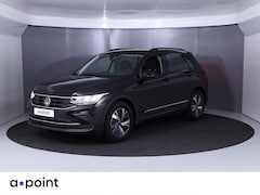 Volkswagen Tiguan - 1.4 TSI eHybrid Life 245 pk Automaat (DSG) | Navigatie | Parkeersensoren | Achteruitrijcam