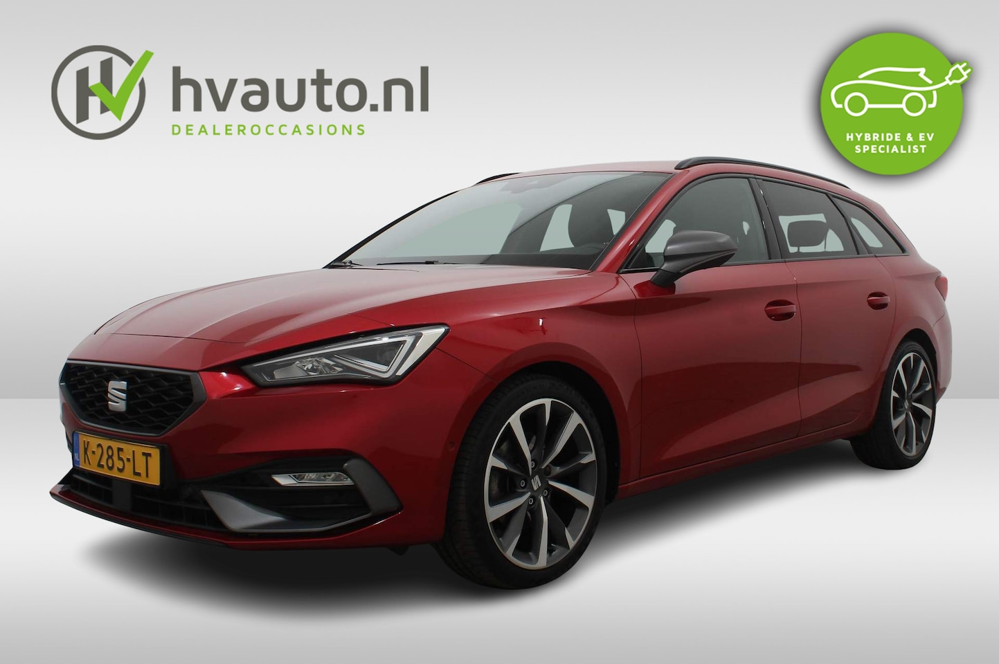 Seat Leon Sportstourer - 1.5 ETSI FR 150PK LAUNCH EDITION DSG7 | Technology Pack | 18 inch Performance velgen - AutoWereld.nl